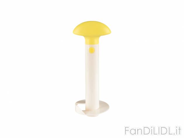 Utensile per frutta Ernesto, prezzo 3.99 &#8364; 
- Coltello per ananas
- Spremiagrumi
- ...