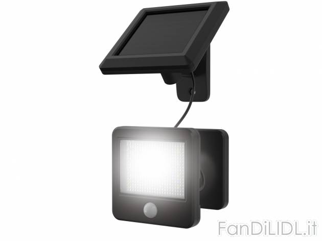 Faretto LED ad energia solare con sensore di movimento Livarno, prezzo 7.99 &#8364; ...