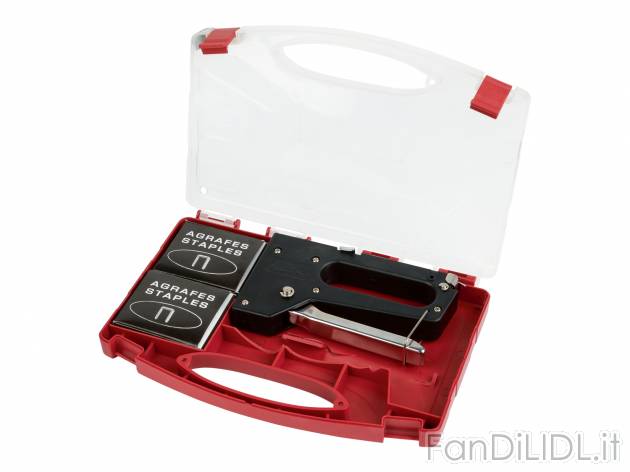 Set pistola sparapunti con graffette Parkside, prezzo 7.99 &#8364; 
- Valigetta ...