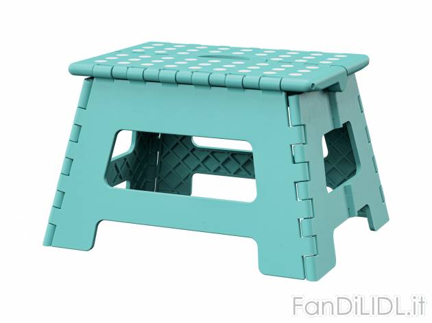 Sgabello pieghevole Livarno, prezzo 8.99 &#8364; 
- Con superficie antiscivolo
- ...
