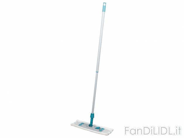 Lavapavimenti con manico telescopico AquaPur, prezzo 9.99 &#8364; 
- Con manico ...