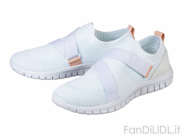 Scarpe sportive da donna Esmara, prezzo 14.99 &#8364; 
Misure: 36-40 
- -25%
Taglie ...