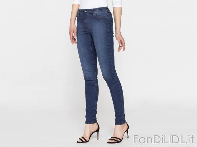 Leggjeans da donna Carrera, prezzo 19.99 &#8364; 
Misure: S-XL 
- Modello 767l
- ...