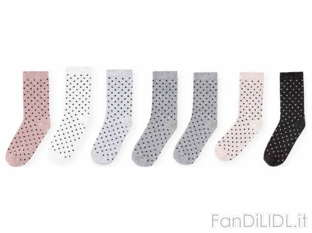 Calze da bambina Pepperts_nero, prezzo 4.99 € 
7 paia - Misure: 19-30
Taglie ...