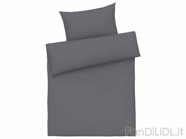 Parure copripiumino singolo Livarno, prezzo 17.99 &#8364; 
- Lenzuolo con angoli ...
