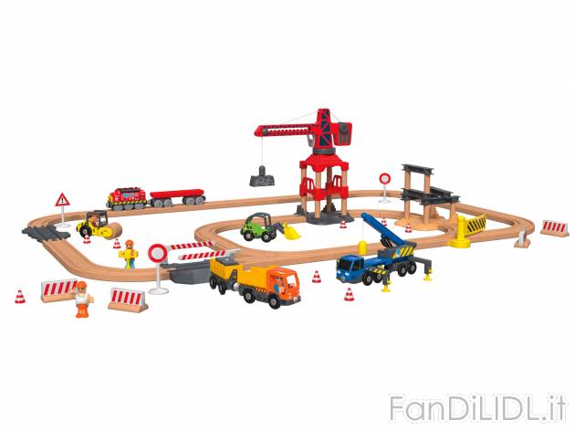 Pista in legno cantiere Playtive, prezzo 26.99 &#8364; 
- Locomotiva semovente ...