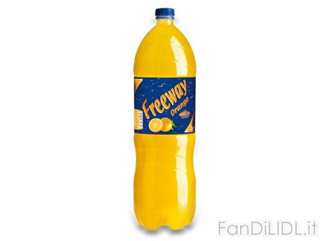 Aranciata , prezzo 0,75 &#8364; per 2 l, 0,38/l EUR. 
- Con il 14% di succo ...