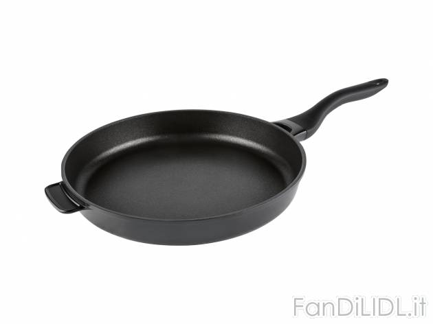 Padella Ernesto, prezzo 24.99 &#8364; 
Ø 32 cm 
- Risparmio energetico grazie ...