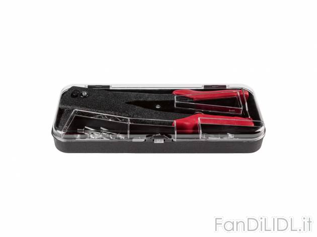 Set rivettatrice Parkside, prezzo 8.99 &#8364; 
- Con 4 diverse teste di rivetti
- ...