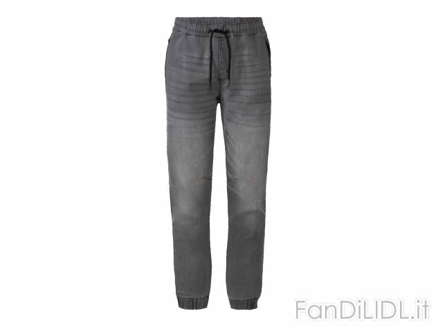 Joggers da uomo Livergy, prezzo 17.99 &#8364; 
Misure: 46-54
Taglie disponibili

Caratteristiche

- ...