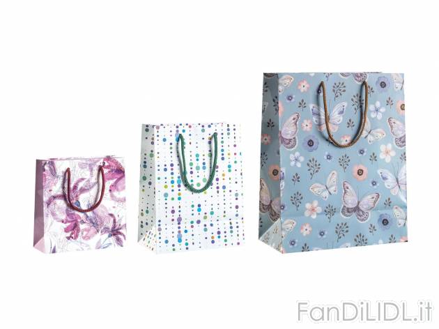 Set sacchetti regalo , prezzo 1.49 &#8364;  
-  3 pezzi
-  In 3 diverse misure