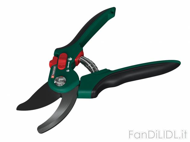 Forbici per potatura Parkside, prezzo 3.99 &#8364; 
- Lama da taglio in acciaio ...
