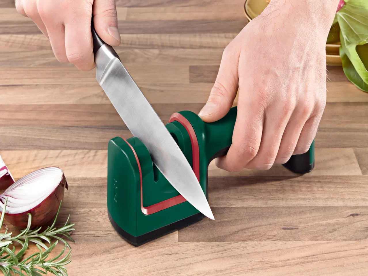 Affilatore per coltelli e asce , prezzo 8.99 EUR 
Affilatore per coltelli e asce ...