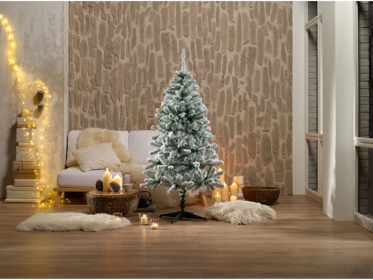 Albero di Natale , prezzo 19.99 EUR
Albero di Natale 150 cm
- Diametro: 75 cm
- ...