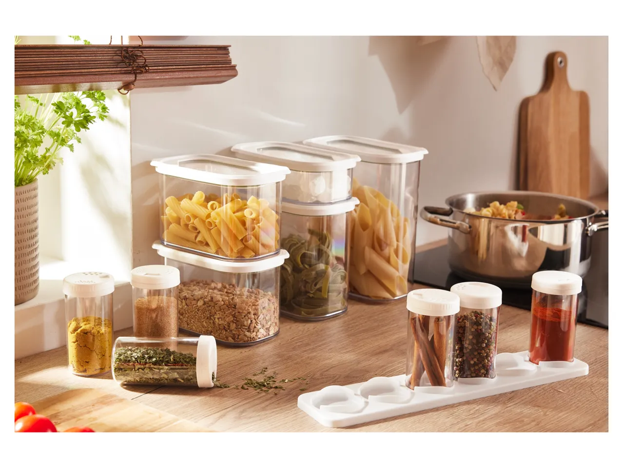 Set contenitori da cucina o barattoli , prezzo 8,99 EUR
Set contenitori da cucina ...