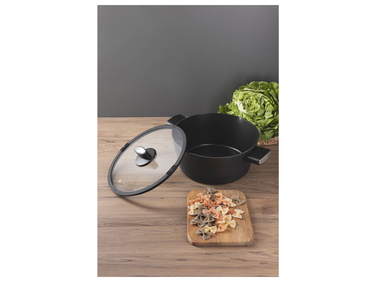 Casseruola in alluminio forgiato con , prezzo 29.99 EUR 
Casseruola in alluminio ...
