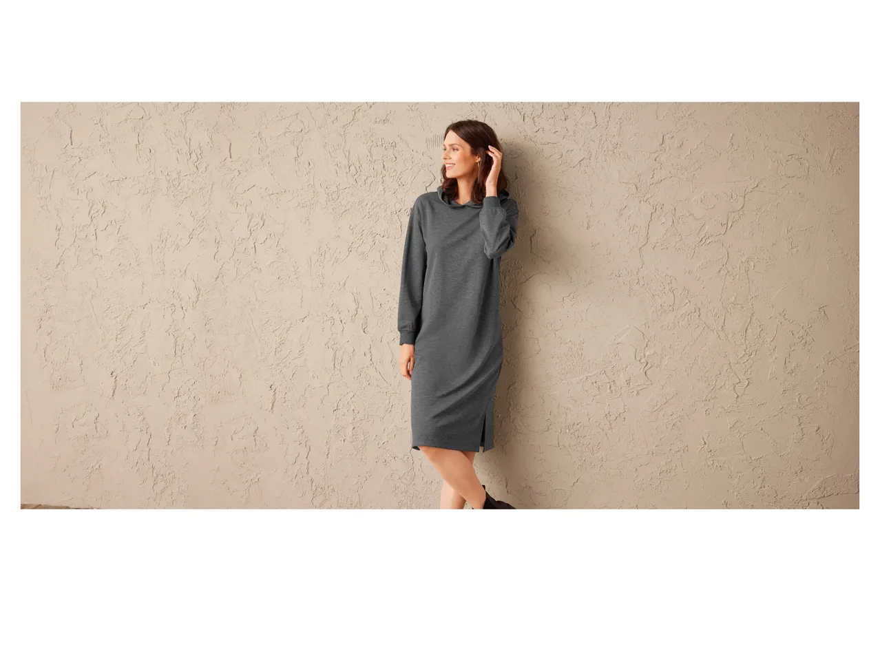 Vestito sportivo da donna , prezzo 12.99 EUR
Vestito sportivo da donna Misure: ...