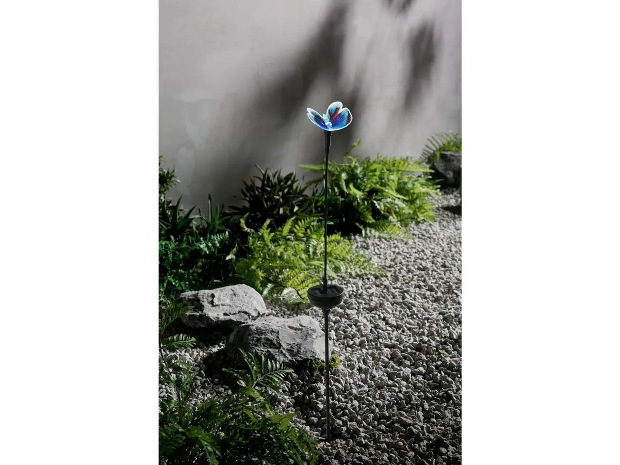 Lampada LED a energia solare Farfalla , prezzo 2.99 EUR 
Lampada LED a energia solare ...