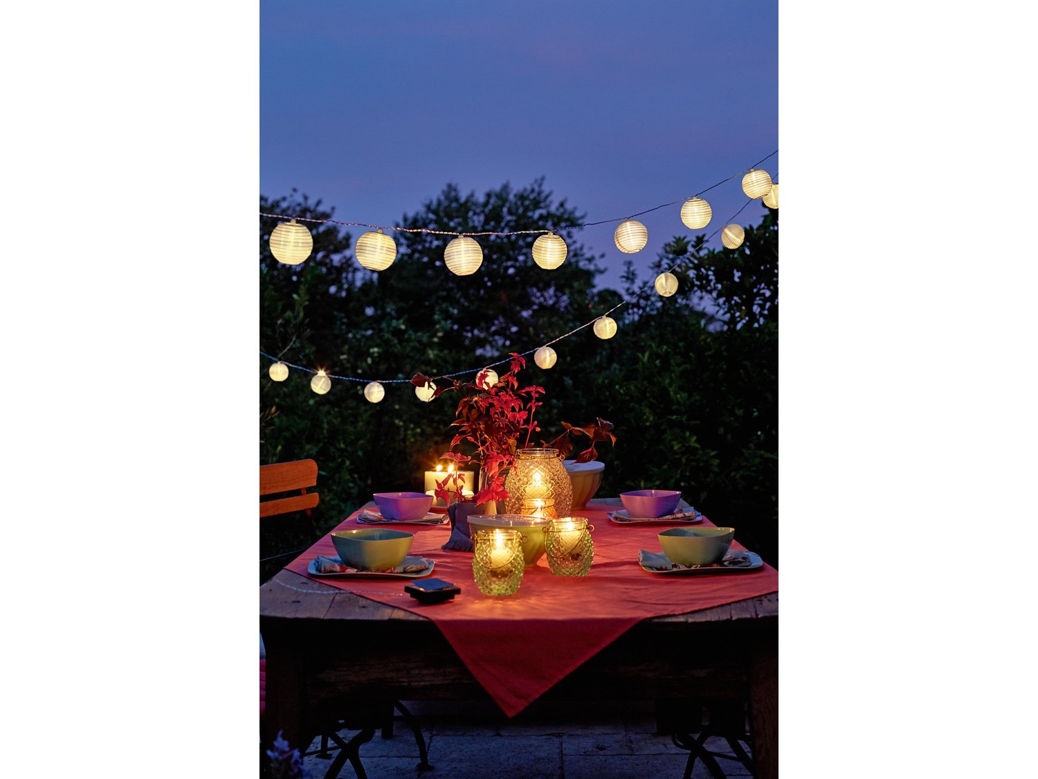 Catena luci decorative LED a energia solare Melinera, prezzo 5.99 €
- ...