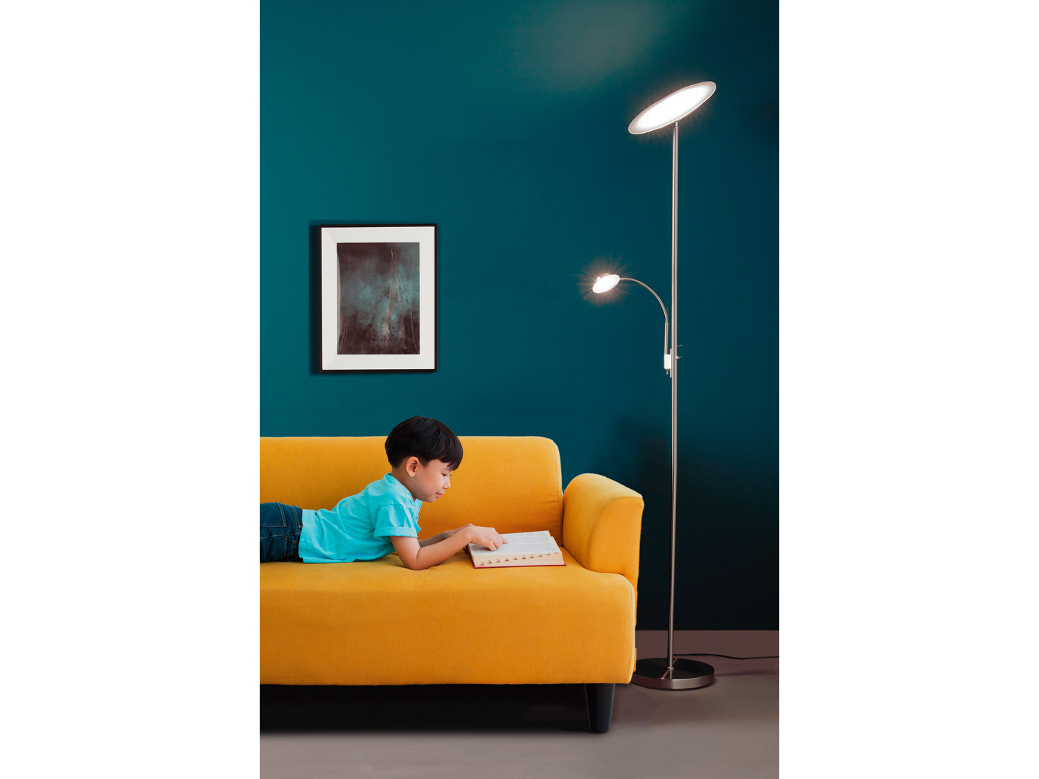 Piantana a LED Livarno Lux, prezzo 39.99 €
- Con luce da lettura attivabile ...