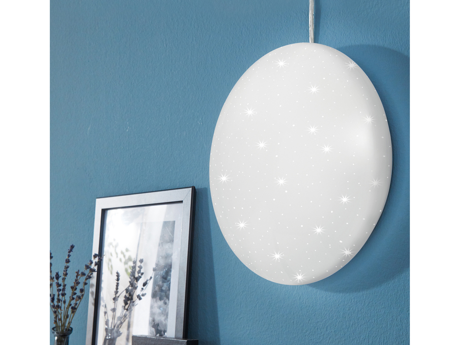 Lampada LED da soffitto o da parete Livarno Lux, le prix 9.99 €
- Materiale ...
