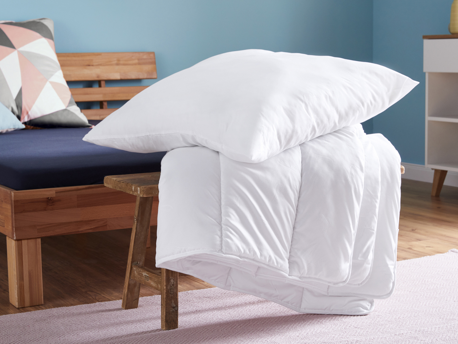 Cuscino Meradiso, prezzo 5.99 &#8364; 
50 x 80 cm 
- Garantisce una protezione ...