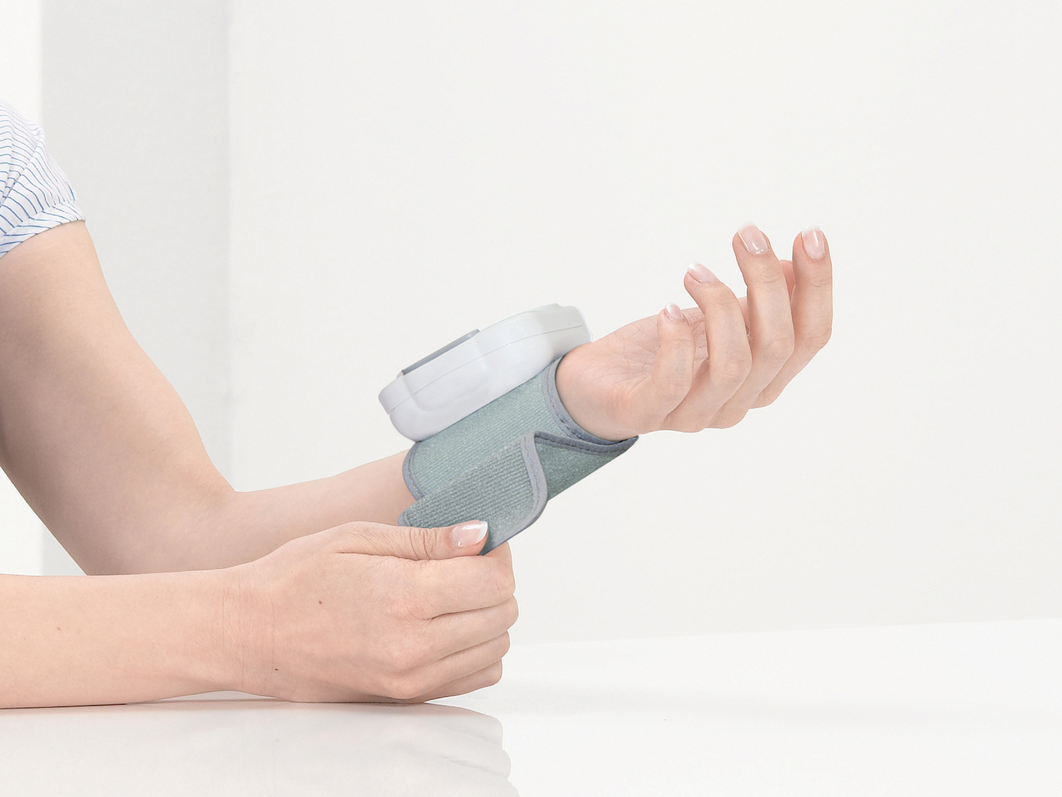 Misuratore di pressione da polso Sanitas, prezzo 11.99 €
- Misurazione automatica ...