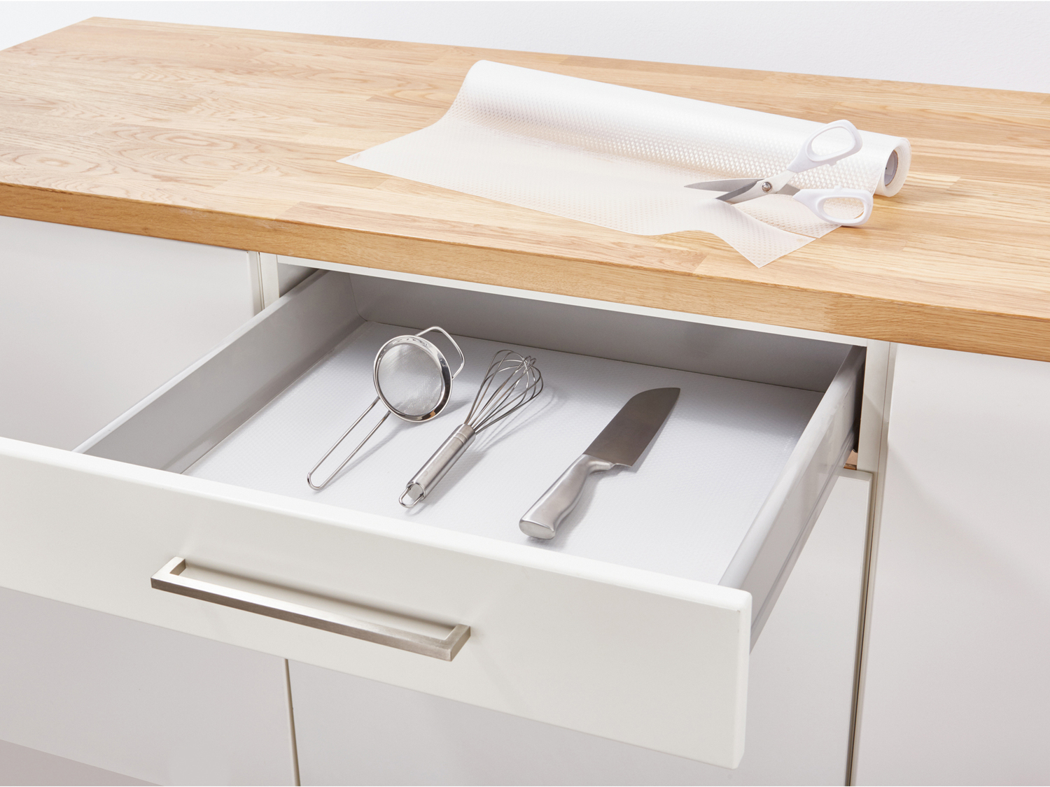 Pellicola protettiva antiscivolo Ernesto, prezzo 3.99 €
150 x 50 cm
- ...