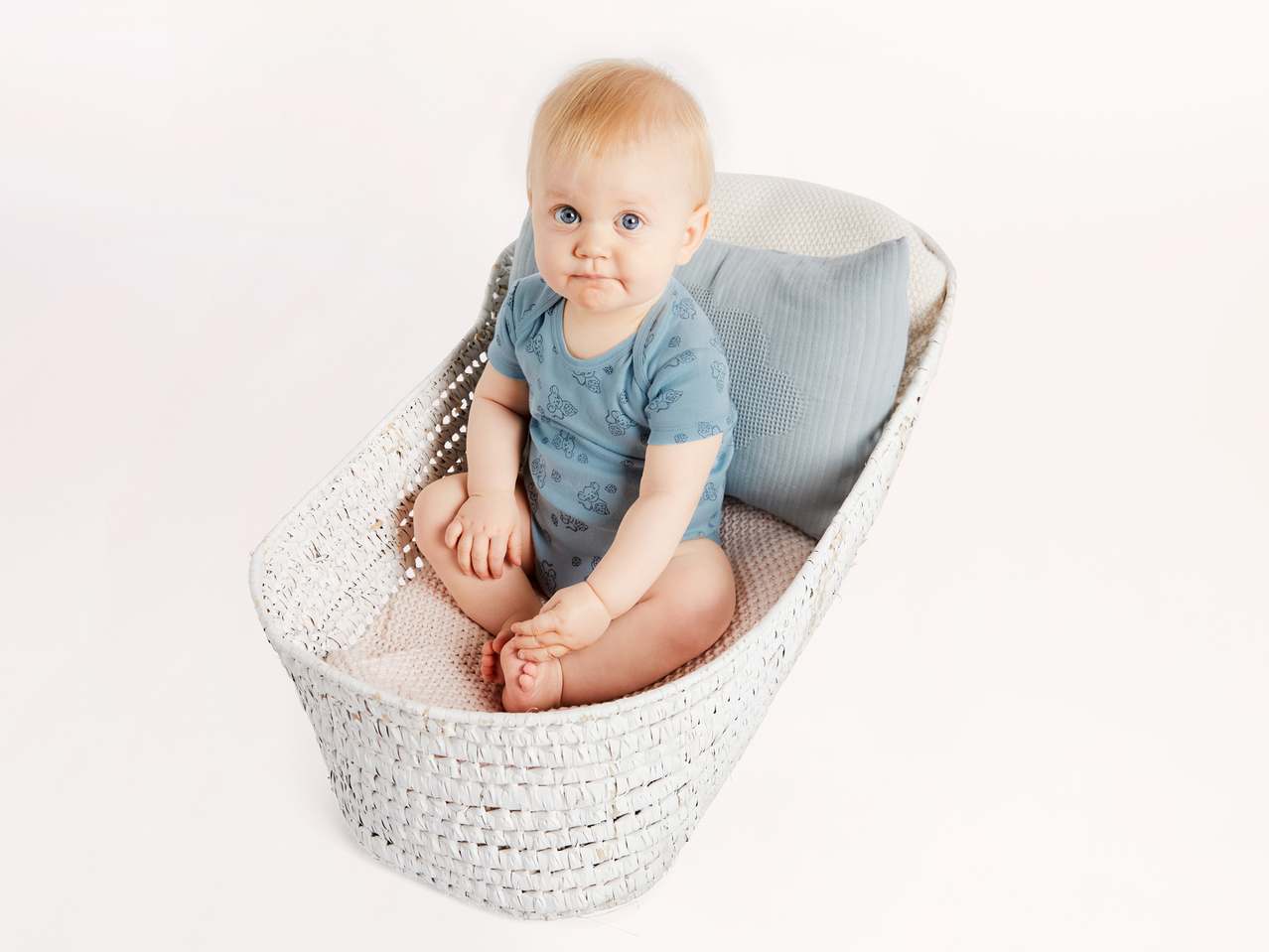 Body da neonato , prezzo 5.99 EUR
Body da neonato 2 pezzi - Misure: 2-24 mesi ...