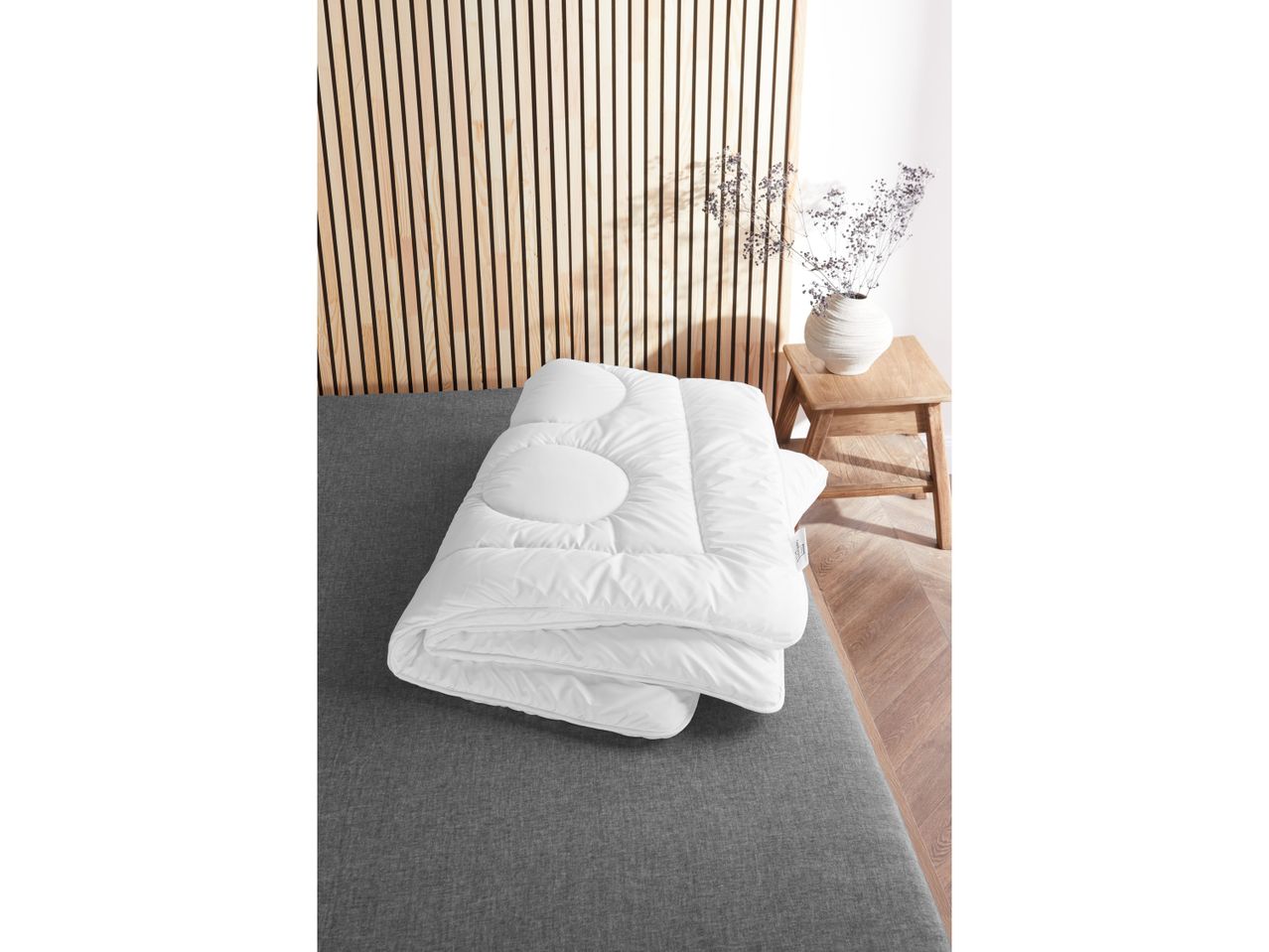 Piumino , prezzo 24.99 EUR
Piumino Singolo
- Traspirante
- Imbottitura realizzata ...