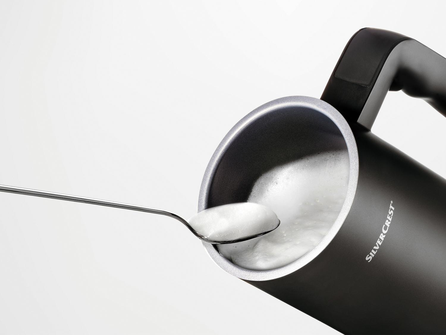 Montalatte elettrico Silvercrest Kitchen Tools, prezzo 29.99 €
- Con ...
