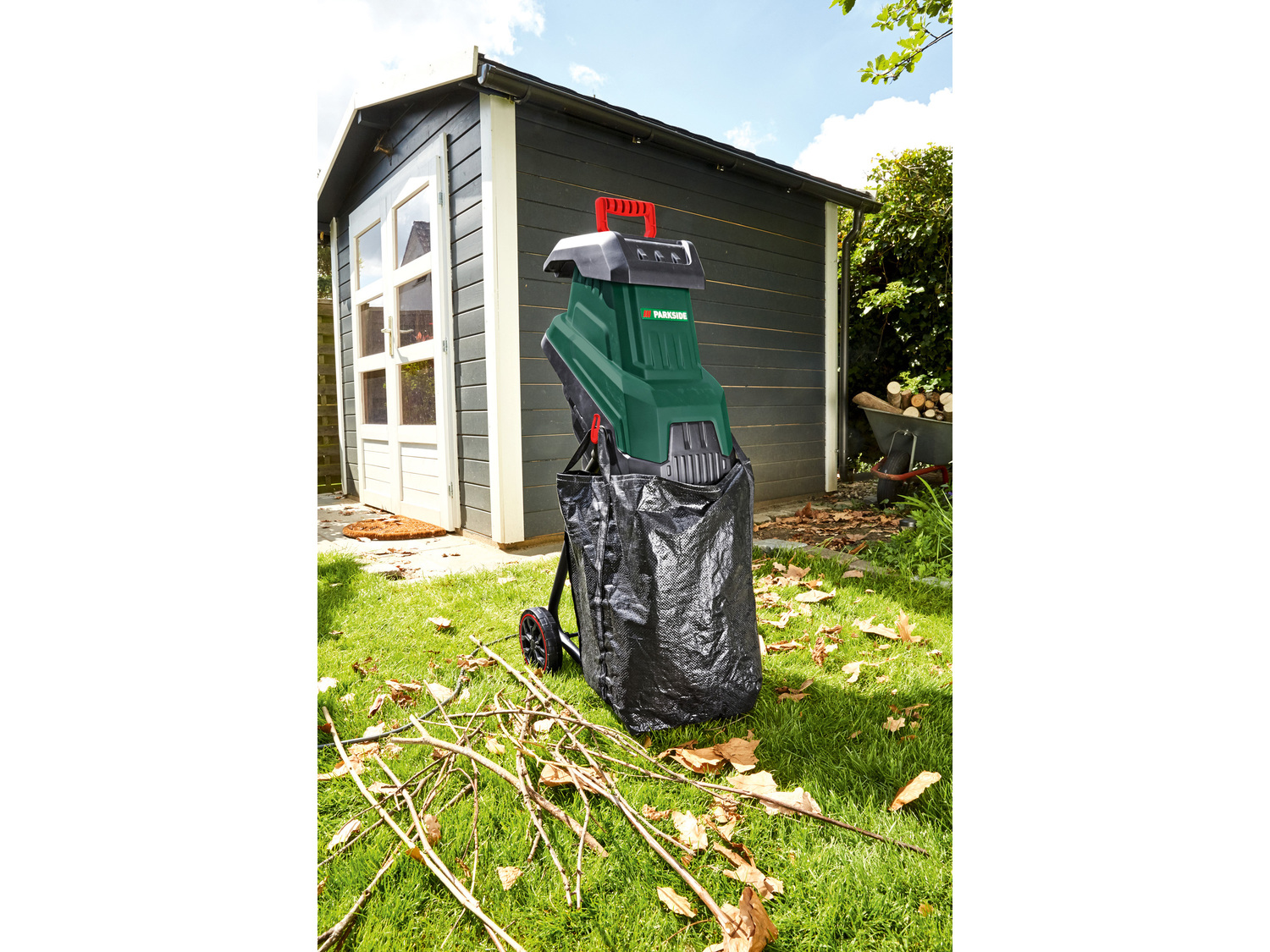 Biotrituratore Parkside, prezzo 89.00 €
- 2 lame in acciaio indurito
- Protezione ...