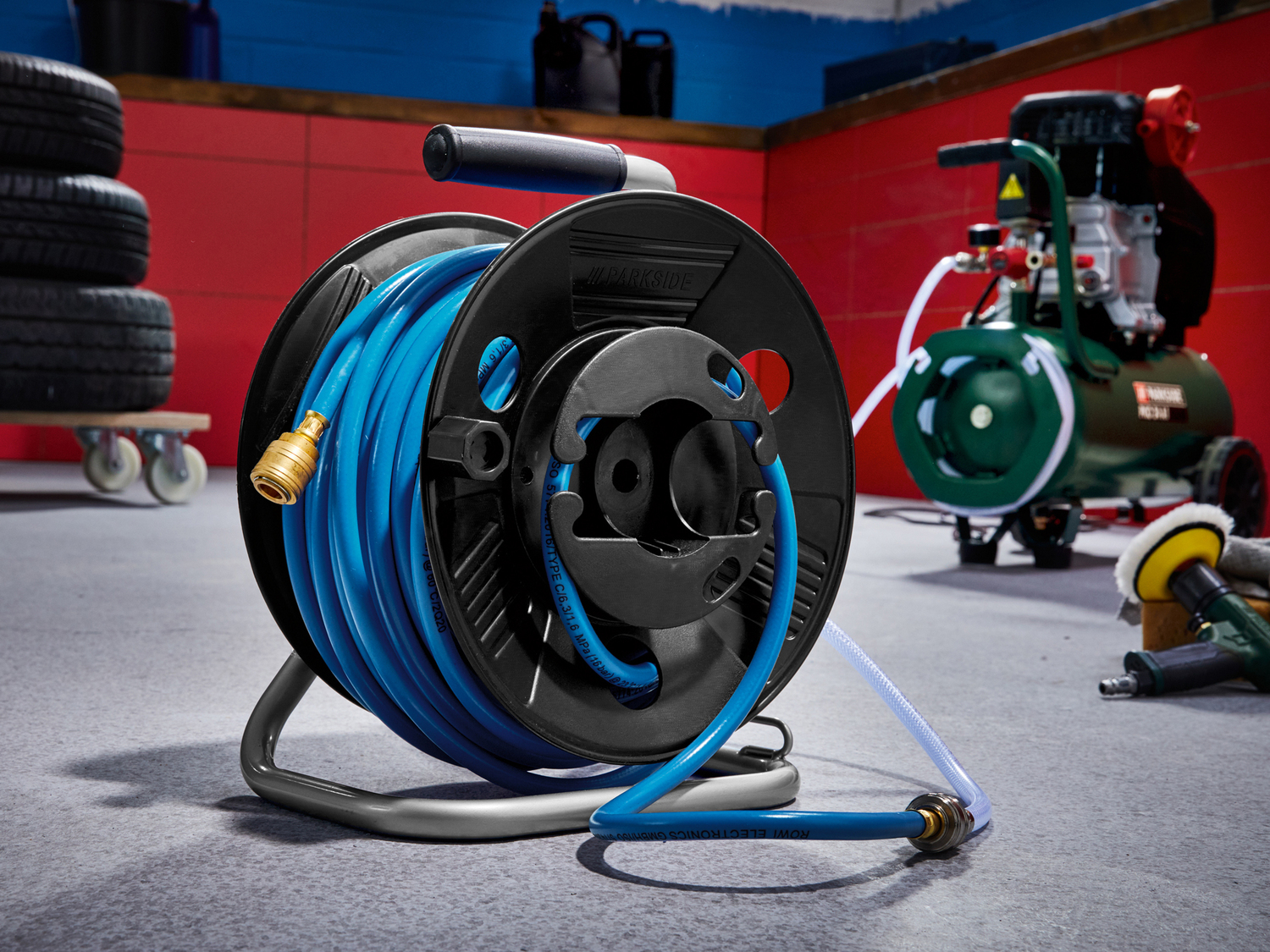 Tubo per aria compressa con avvolgicavo Parkside, prezzo 19.99 €
20 m
- Innesto ...