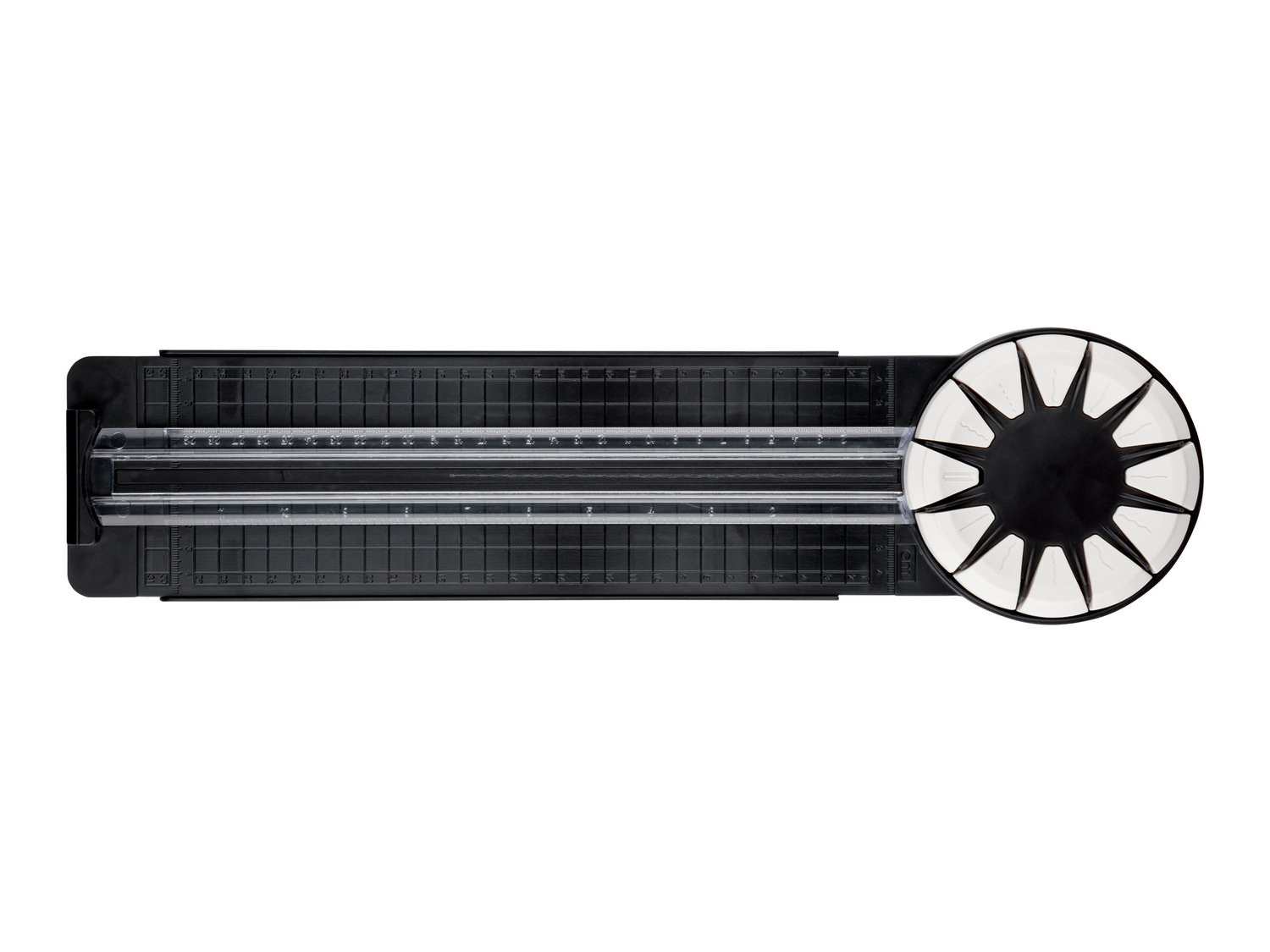 Tagliacarta Crelando, prezzo 9.99 €
- Con 12 lame, griglia di linee e ...