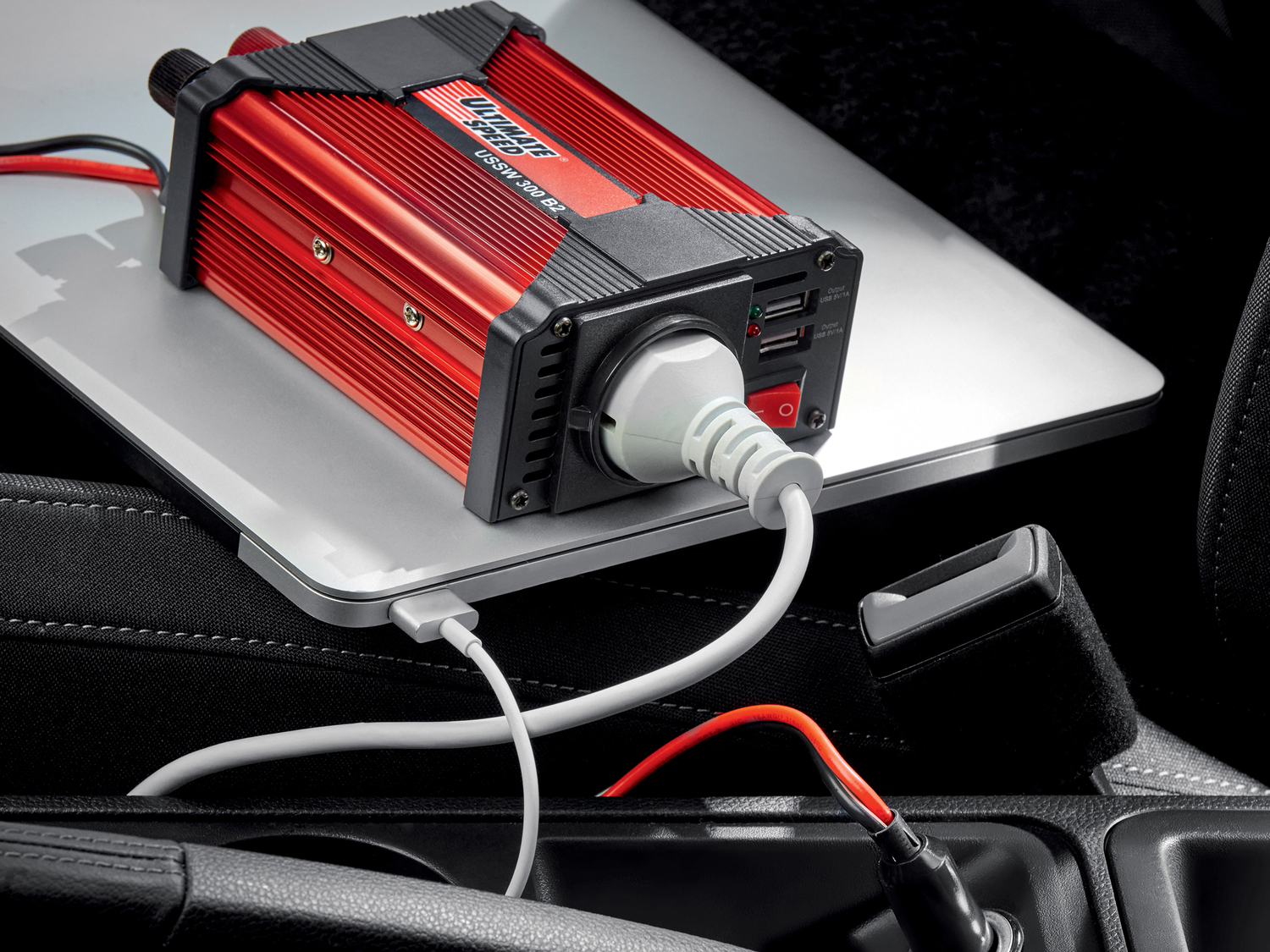 Convertitore di tensione Ultimate Speed, prezzo 24.99 €
- Corpo in alluminio ...