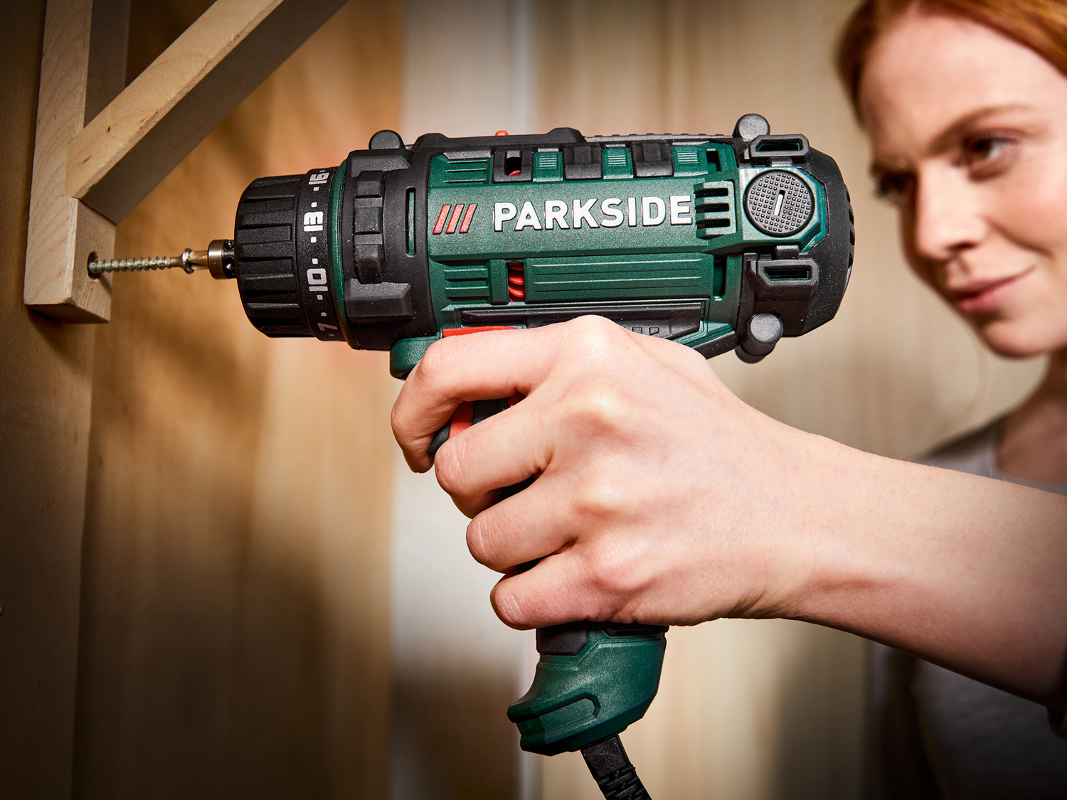 Trapano avvitatore Parkside, prezzo 29.99 €
- Motore con trasmissione ...