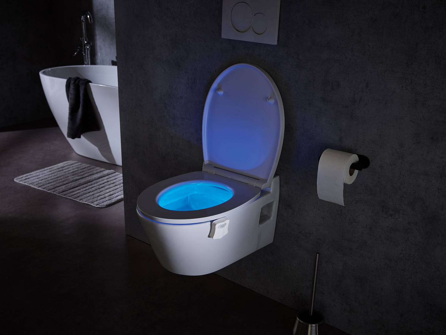 Luce LED per WC Livarno, prezzo 4.99 €
- Con sensore di movimento
- 8 ...