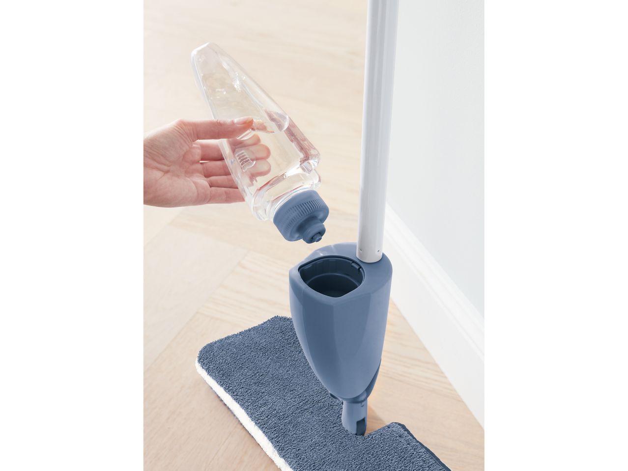 Lavapavimenti con spruzzatore , prezzo 12.99 EUR
Lavapavimenti con spruzzatore ...