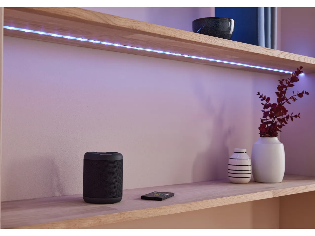 Striscia LED , prezzo 9.99 EUR
Striscia LED 3m
- Con sensore di movimento o ...