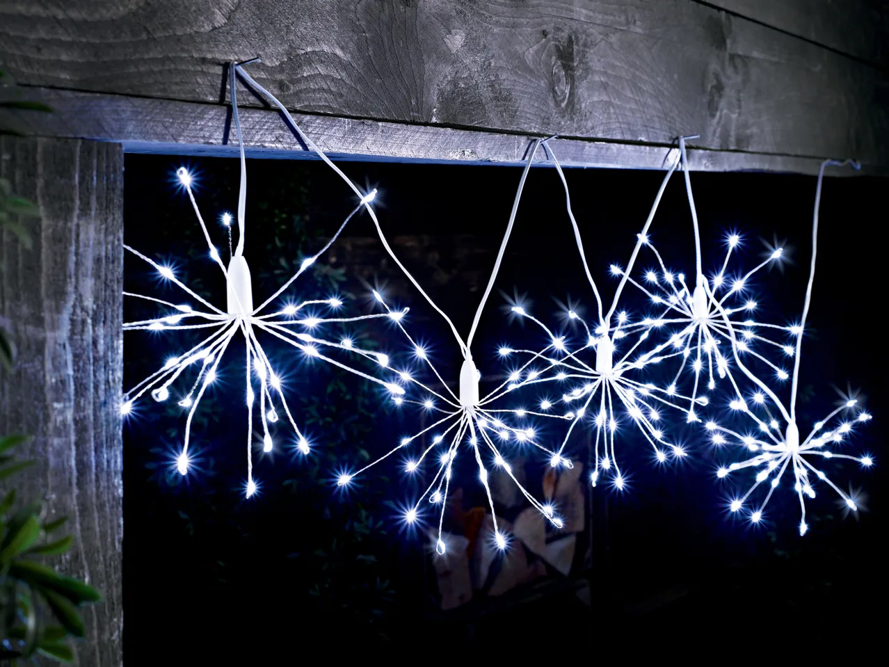 Luci natalizie 200 LED , prezzo 9.99 EUR
Luci natalizie 200 LED
- Luce bianca ...