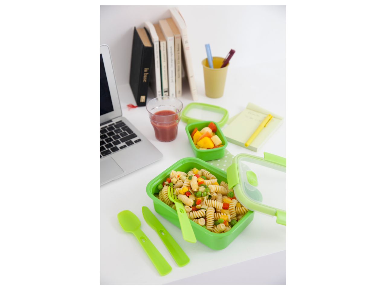 Set posate con custodia , prezzo 1.49 EUR
Set posate con custodia
- Lavabili in ...