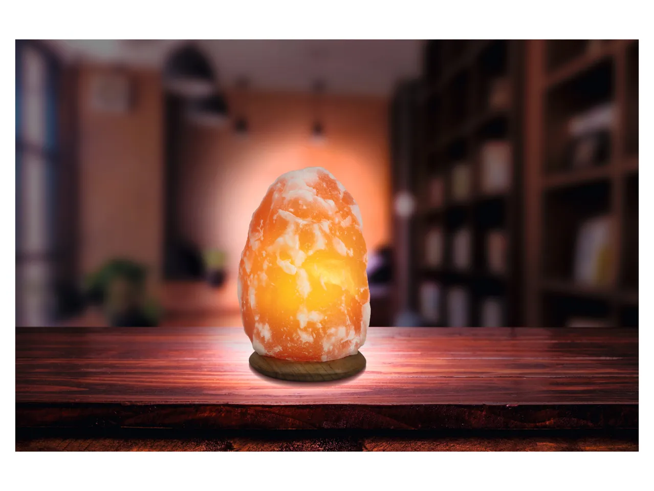Lampada ai cristalli di sale , prezzo 14.99 EUR 
Lampada ai cristalli di sale 
- ...