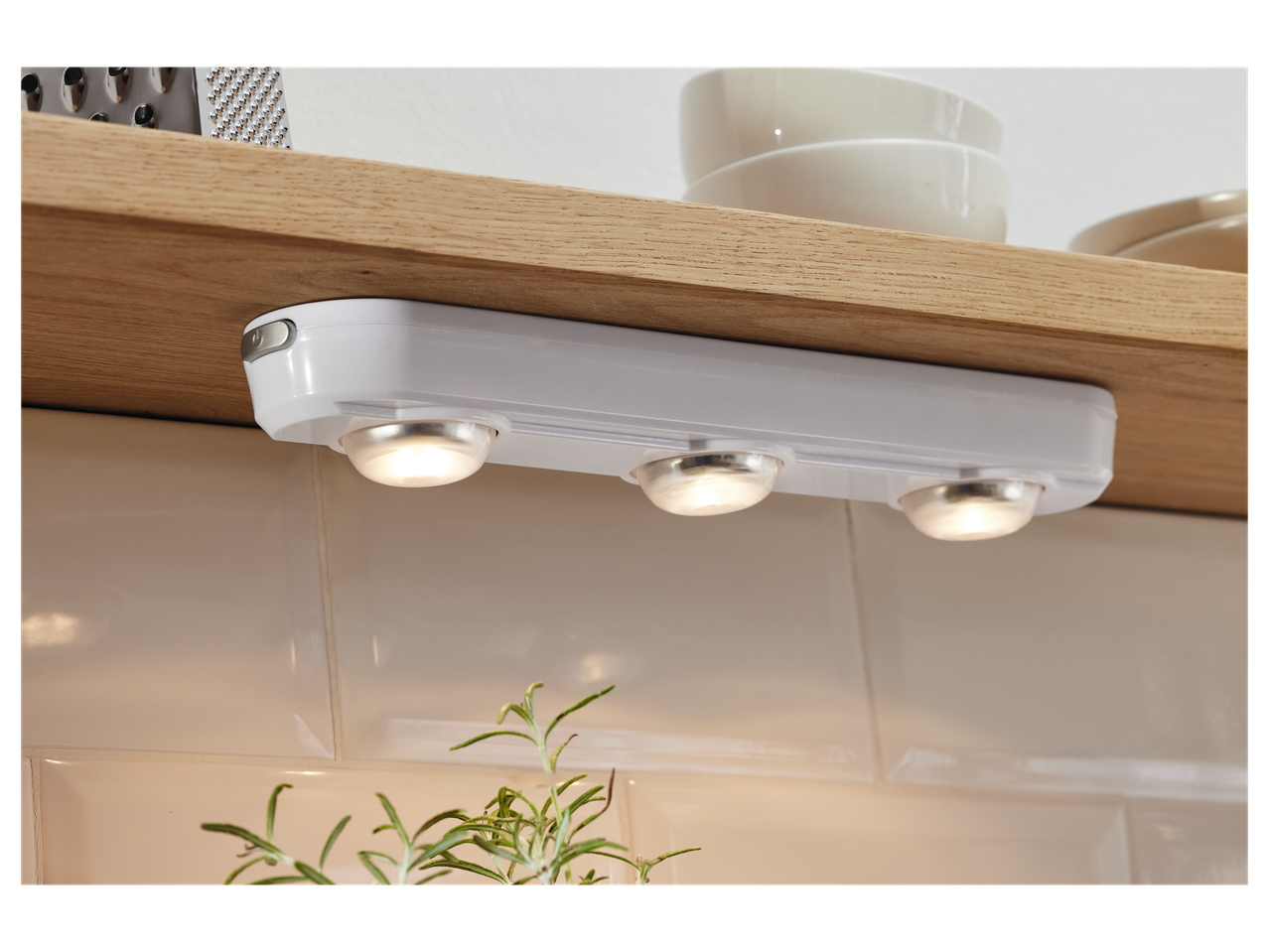 Lampada sottopensile a LED , prezzo 5.99 EUR