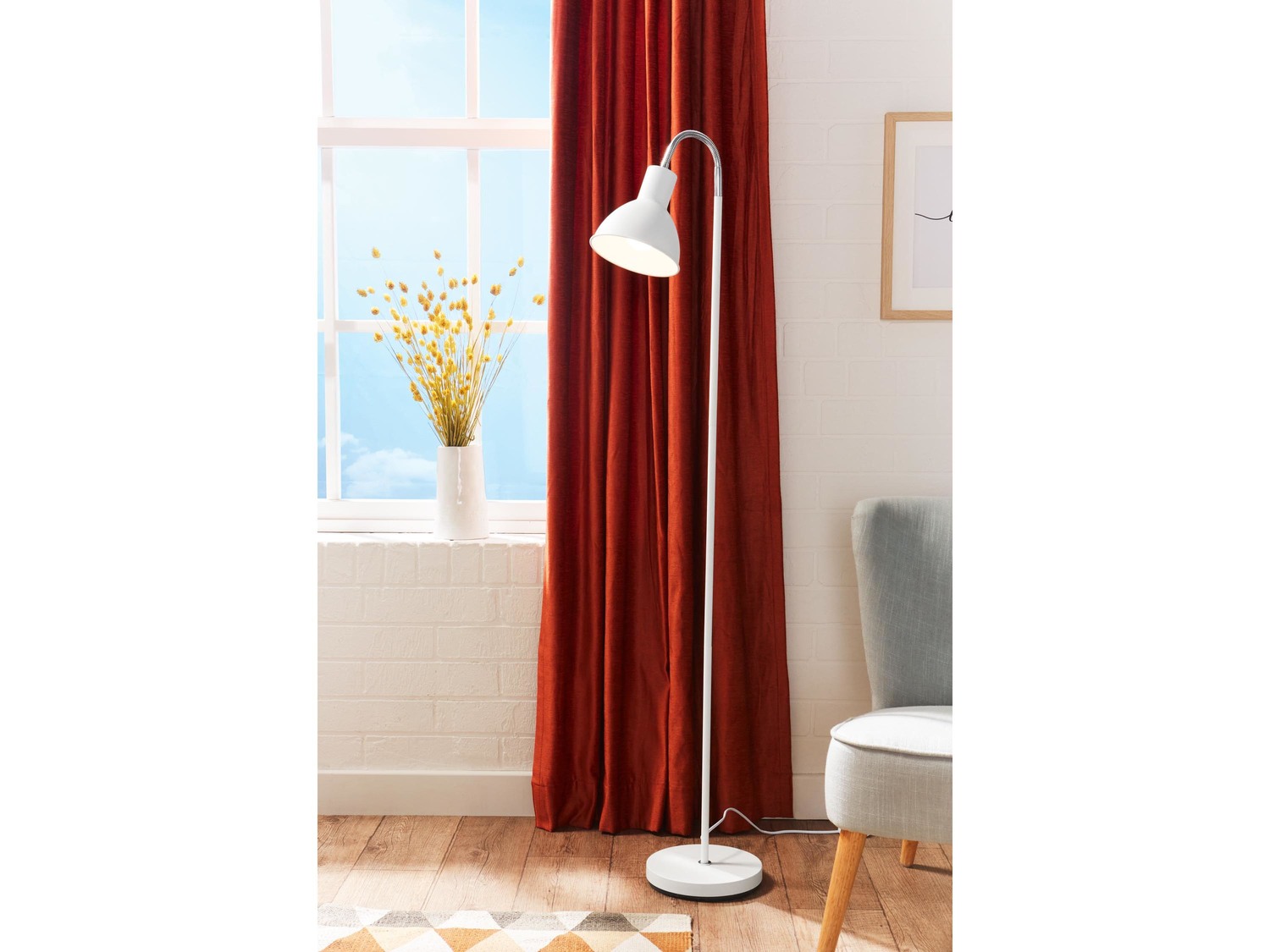 Piantana a LED Livarno Lux, prezzo 19.99 €
- Paralume inclinabile
- ...