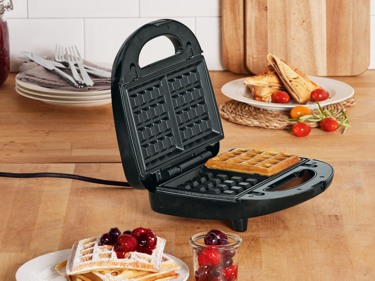 Tostiera 3 in 1 Silvercrest Kitchen Tools, prezzo 17.99 €
- Funzione ...