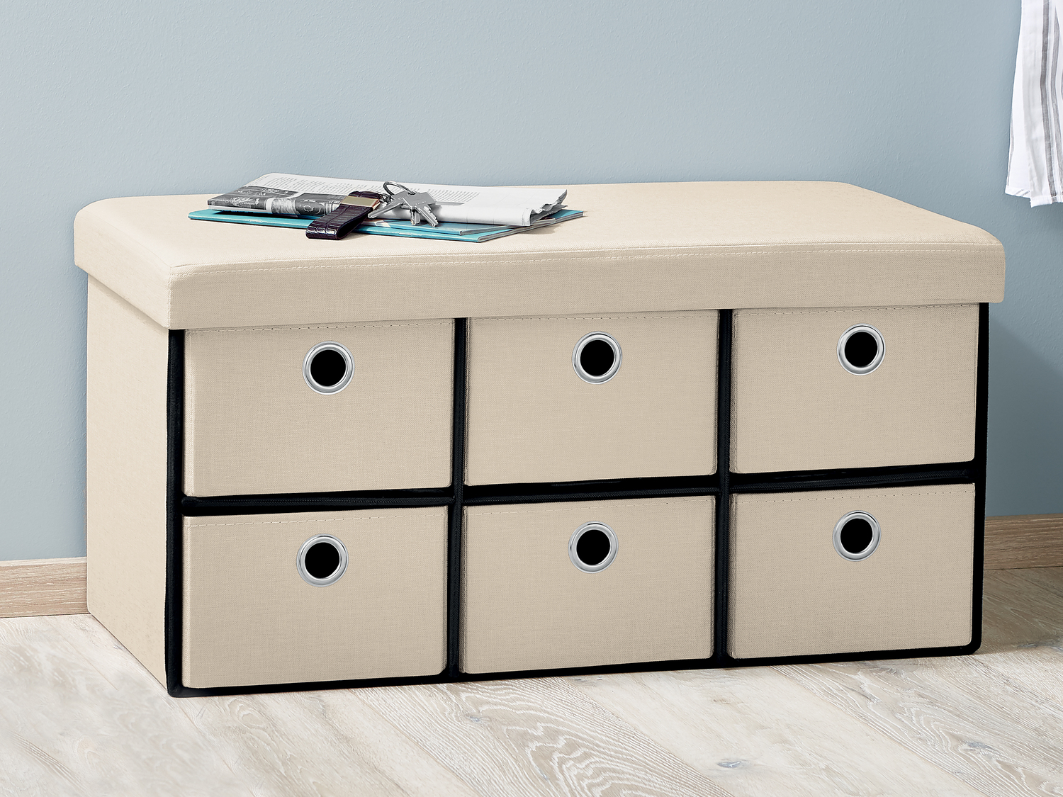 Cassapanca con 6 cassetti Livarno Living, prezzo 39.99 €
- Con seduta ...