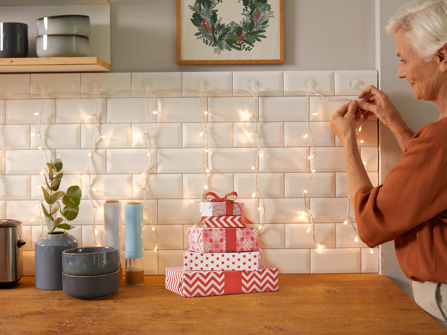 Tenda o rete luminosa a LED Melinera, prezzo 9.99 €
- Per ambienti interni ...