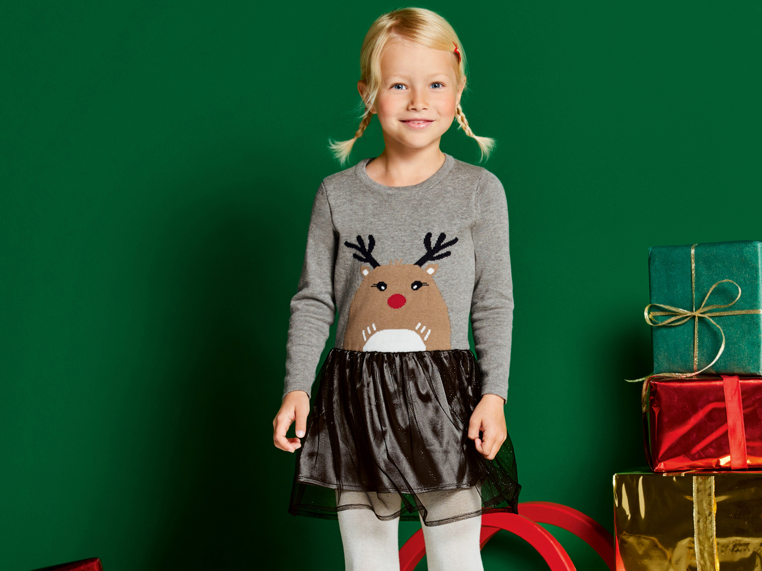 Vestito natalizio da bambina Lupilu, prezzo 8.99 €
Misure: 1-6 anni
Taglie ...