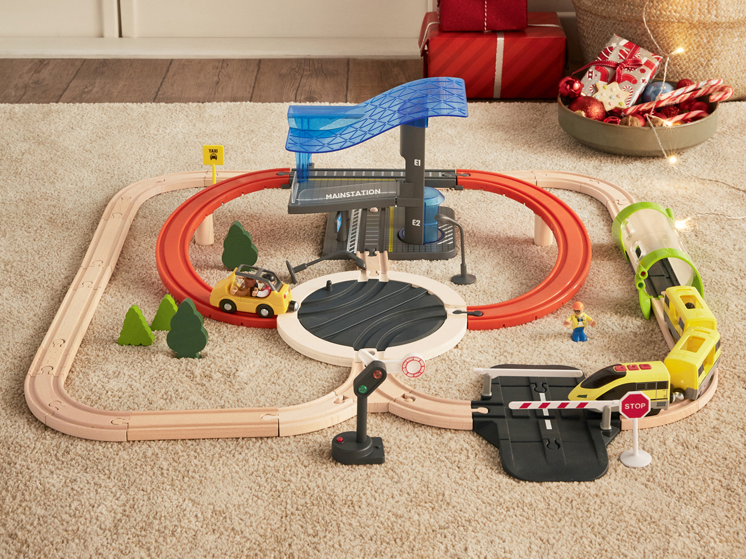 Ferrovia in legno "Future" Playtive Junior, prezzo 29.99 € ...