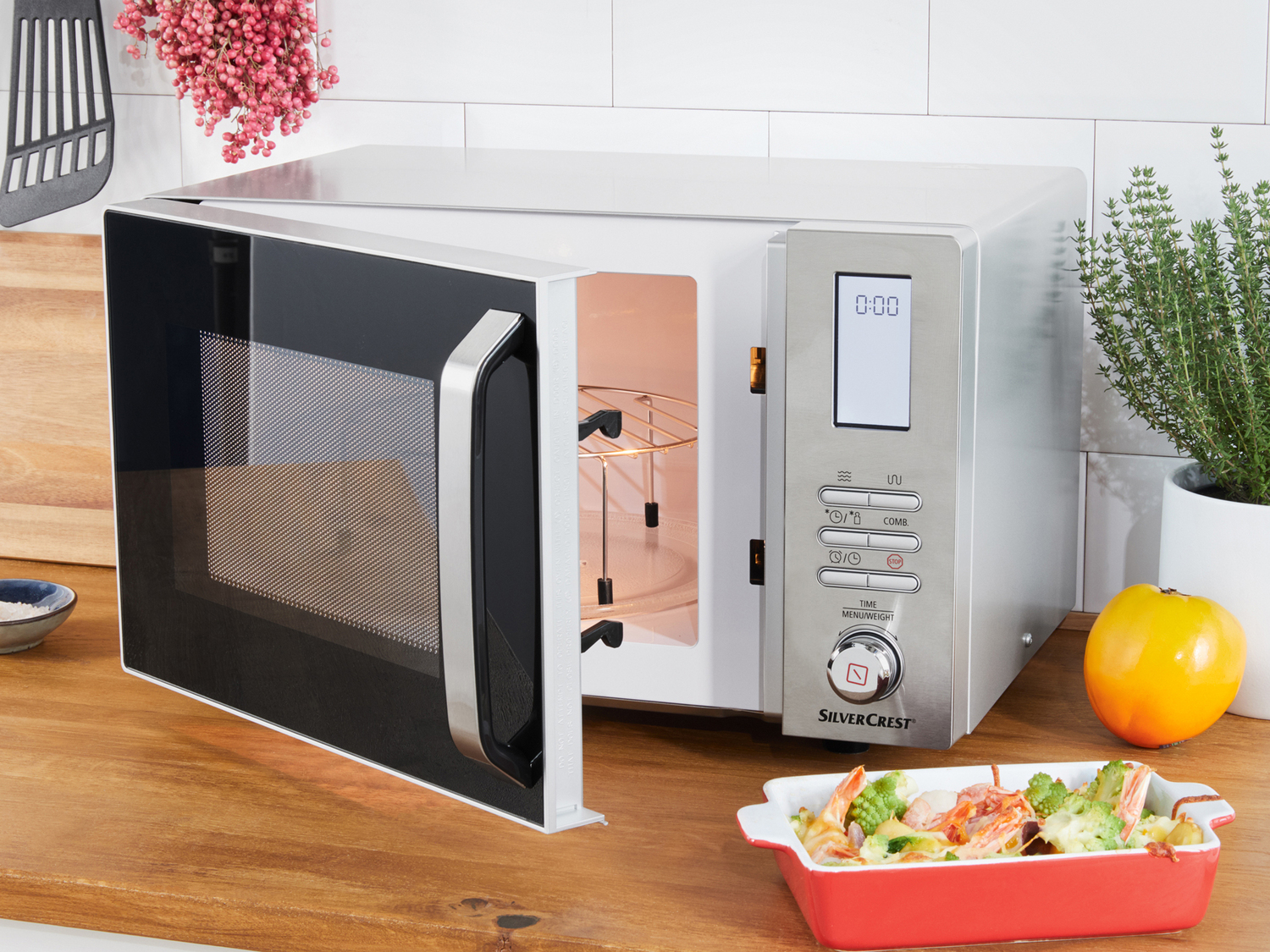 Microonde digitale argento Silvercrest Kitchen Tools, prezzo 69.00 €
Con ...